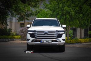 ایرانیان مقیم می‌توانند خودروی خود را وارد کنند، بدون محدودیت قیمت و حجم موتور + مصوبه